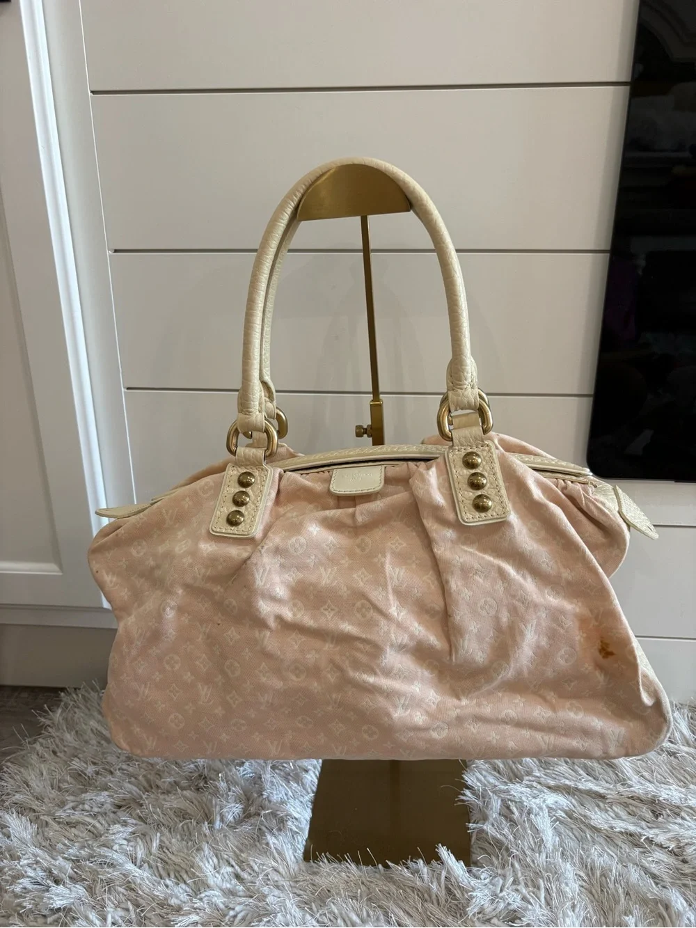 Louis Vuitton mini Lin trapeze GM bag in light pink monogram fabric - Picture 9 of 15